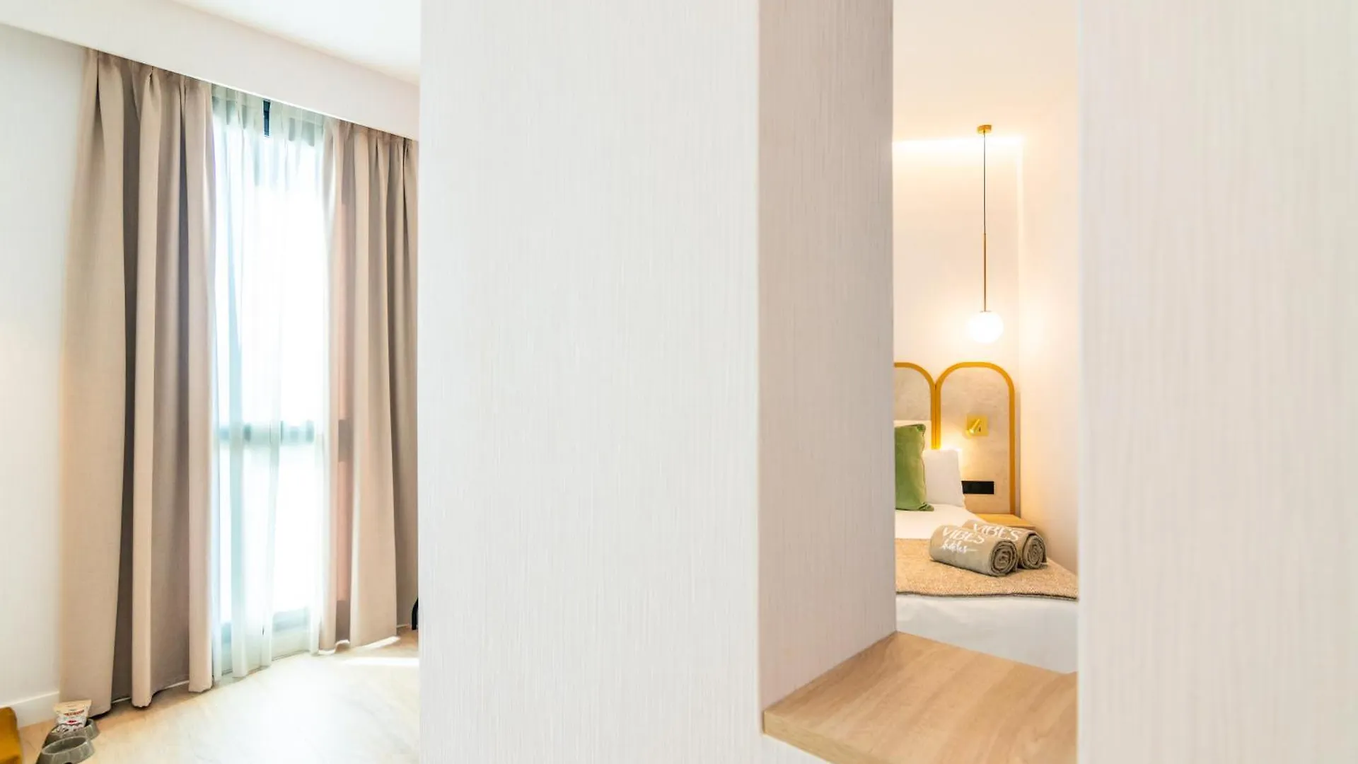 Hotel Malaga Vibes 3*,  Spanien