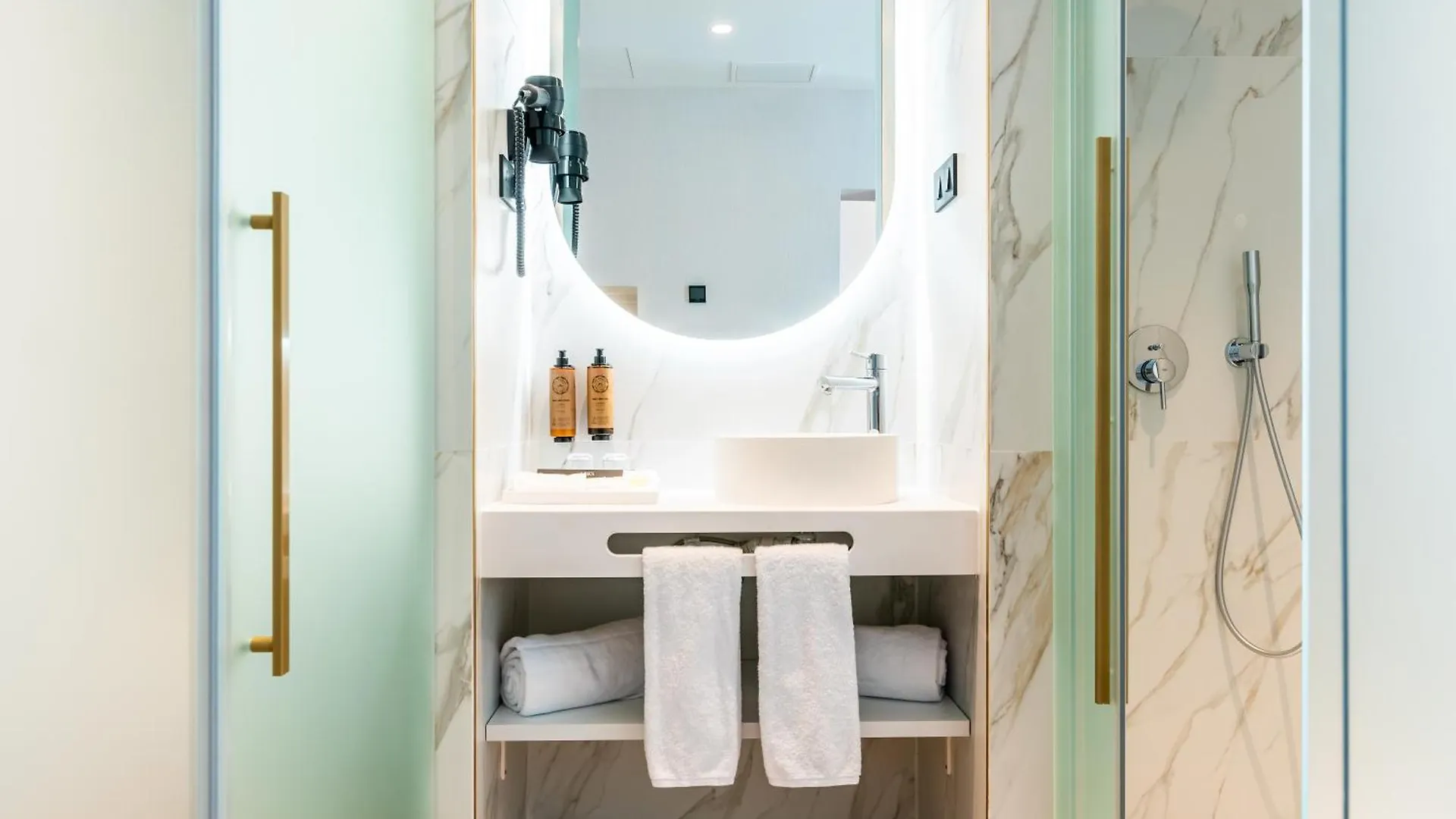 Hotel Malaga Vibes 3*,  Spain